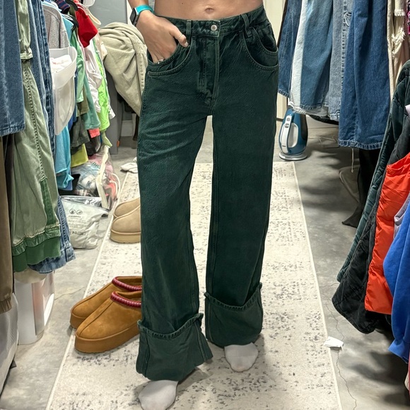 Free People We The Free Final Countdown Cuffed Low-Rise Jeans - Picture 5 of 7